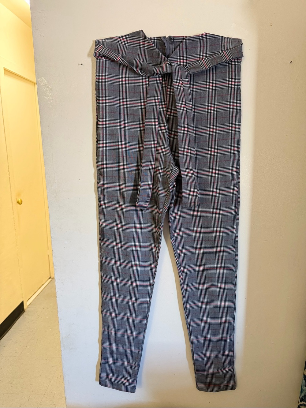 Fashion Nova Black & Gray Plaid Skinny Paperbag Pants with Tie